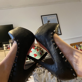 Foot fetish photo gallery by Alluring Mistress