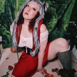 Red Riding Hood photo gallery by Ellamourne