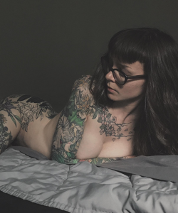 Amateur Porn Model Finch Linden
