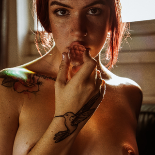 Afternoon Light Nude Photoset photo gallery by Bee