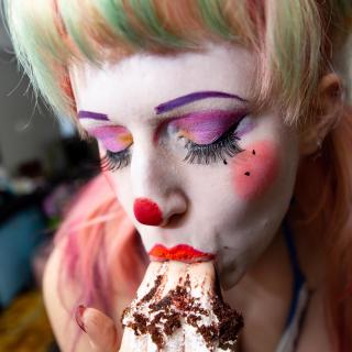 Birthday Clown photo gallery by Maggie McMuffin