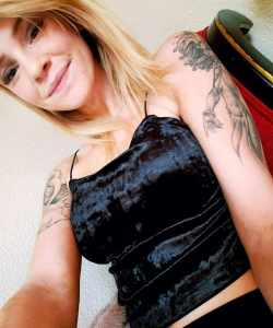 Amateur Porn Model Nora Ivy