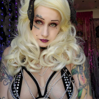 Amateur Porn Model Purrsephones Playroom