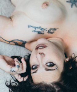 Amateur Porn Model The Pythoness