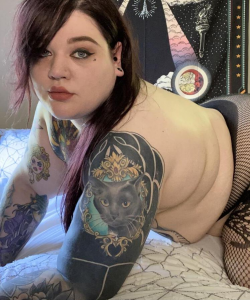 Queen Skeet APClips.com profile