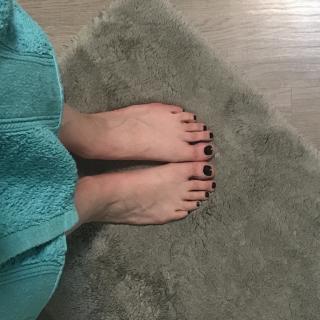 Feet after shower photo gallery by Milky Feet
