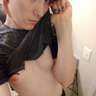 Can U Look at My Tits Real Quick Thnx photo gallery by Sami The Sorceress